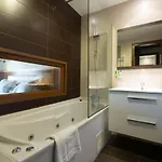 Hotel & De Mestas 3*