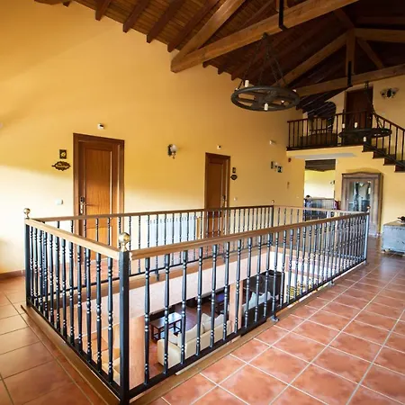 Hotel Hotel&spa De Mestas 3*
