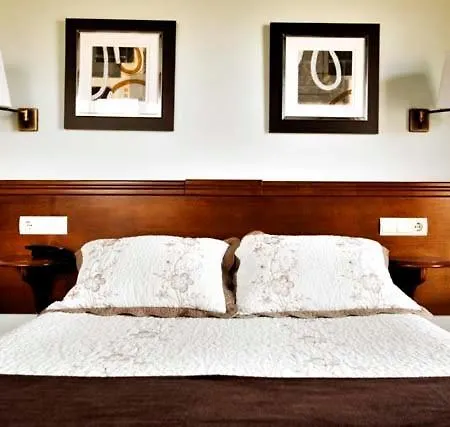 Hotel&spa De Mestas 3*