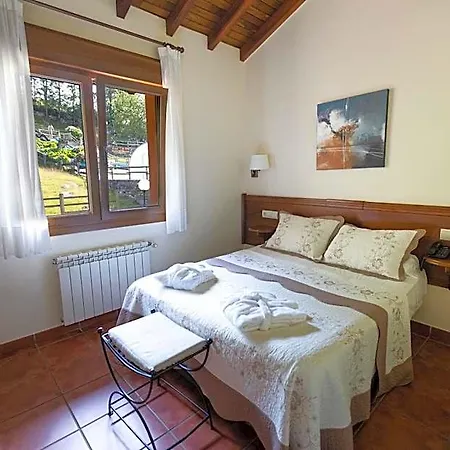 Hotel Hotel&spa De Mestas 3*