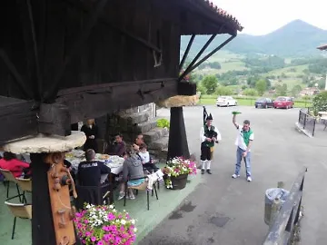 麦斯塔斯别墅酒店 3*