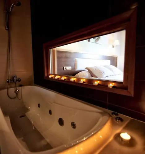 & De Mestas Hotel Mestas De Con